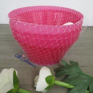 🎀 Pink Plastic Bowls